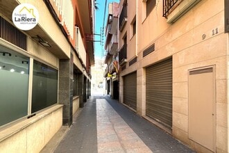 Retail in Arenys de Mar, Barcelona for lease Interior Photo- Image 1 of 2