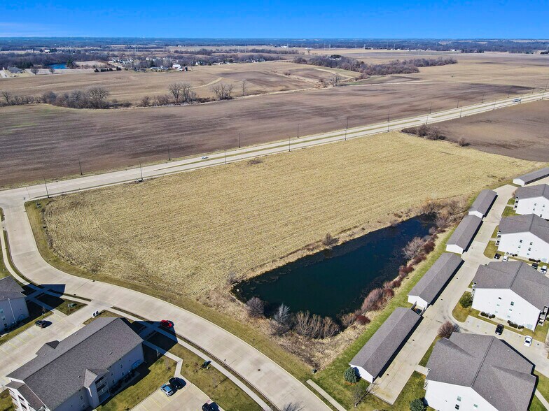 5423 W WOOD SAGE Rd, Peoria, IL à vendre - Photo du bâtiment - Image 2 de 13