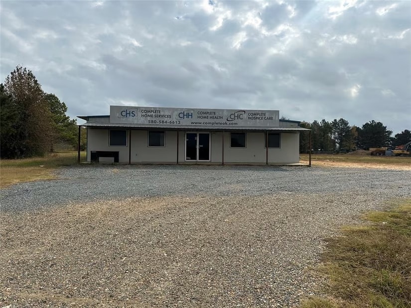 3979 S Park Dr, Broken Bow, OK à vendre Photo principale- Image 1 de 5