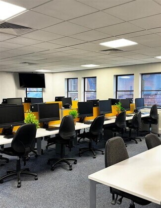 Plus de détails pour 1A-1B Greenfield Cres, Birmingham - Bureau à louer