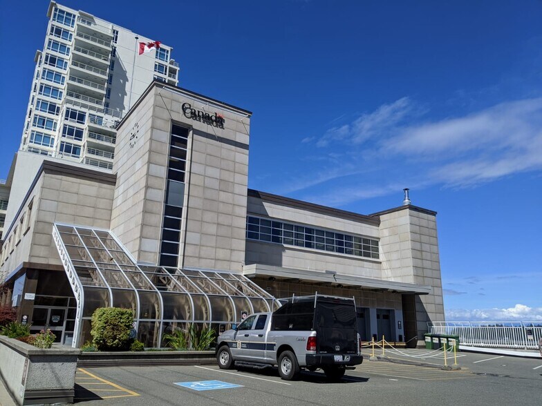 60 Front St, Nanaimo, BC à louer - Photo du bâtiment - Image 2 de 7