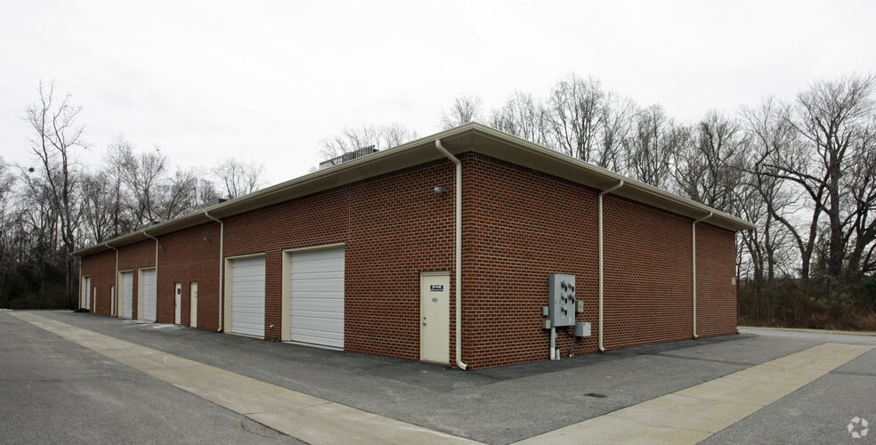624 Innovation Dr, Chesapeake, VA for lease - Building Photo - Image 2 of 2