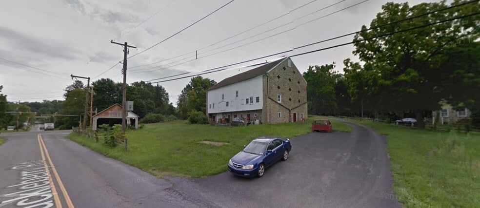 4830 Huckleberry Rd, Orefield, PA for sale - Building Photo - Image 2 of 3