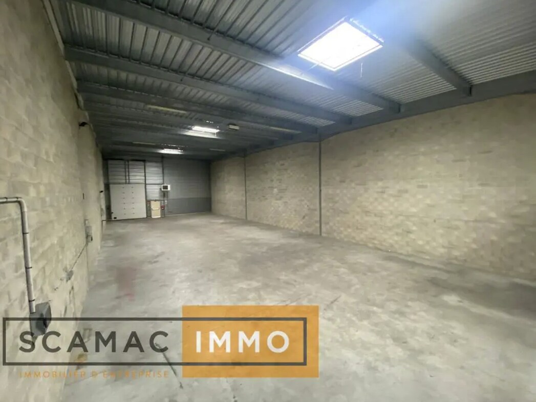 Flex in Lisses for lease Interior Photo- Image 1 of 2