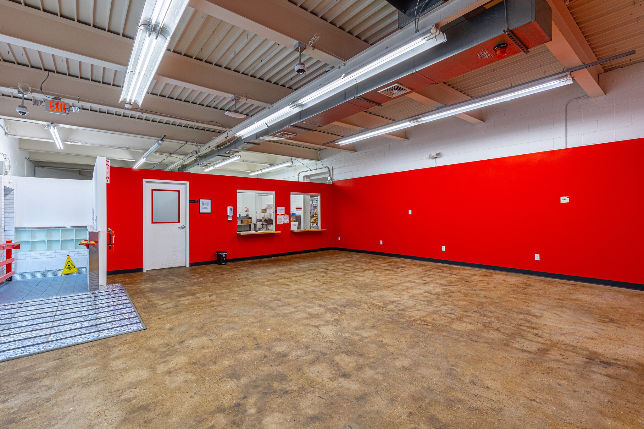 3232 Penn Ave, Pittsburgh, PA for lease Interior Photo- Image 1 of 6