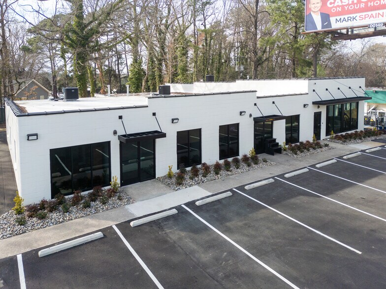 2522-2524 S Wilmington St, Raleigh, NC à louer - Photo du bâtiment - Image 3 de 4