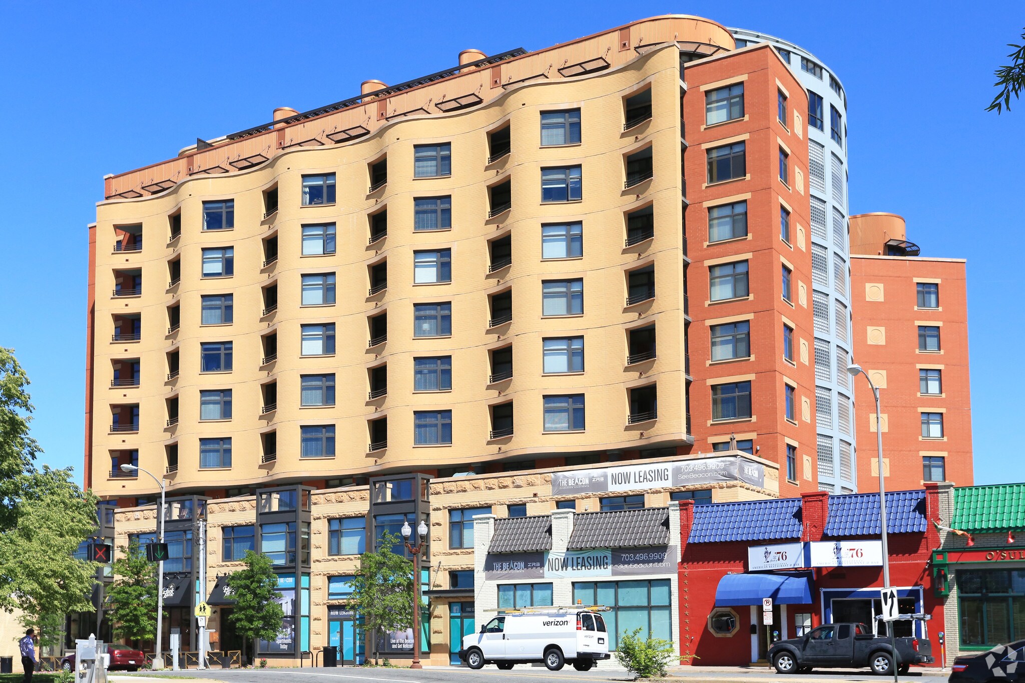 1128 N Irving St, Arlington, VA à louer Photo du bâtiment- Image 1 de 7