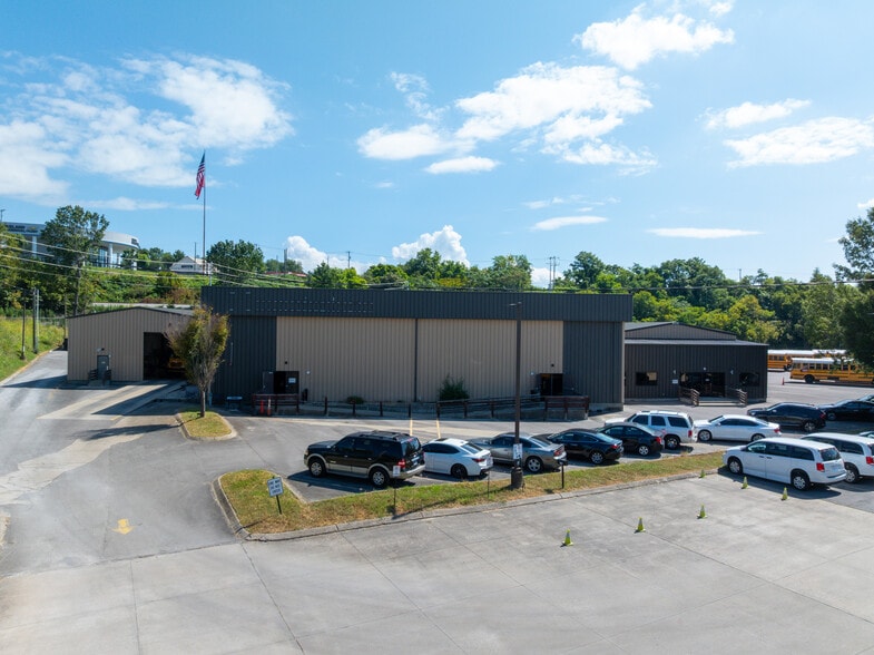 540 Collins Park Dr, Antioch, TN for lease - Building Photo - Image 3 of 9