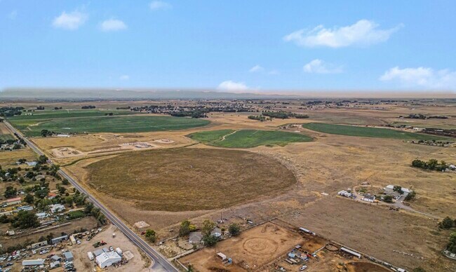 Plus de détails pour 18437 County Road 8, Brighton, CO - Terrain à vendre