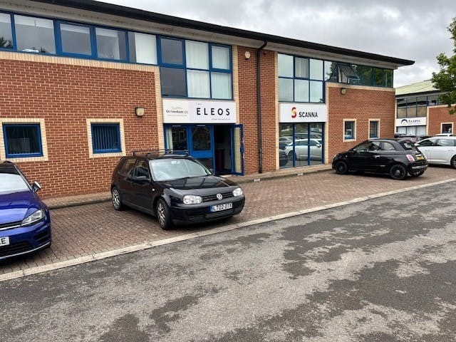 Majors Rd, Swindon à louer - Photo du bâtiment - Image 2 de 3