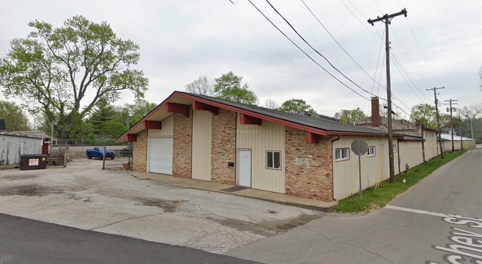 159 Cincinnati St, Franklin, IN for sale - Building Photo - Image 2 of 3