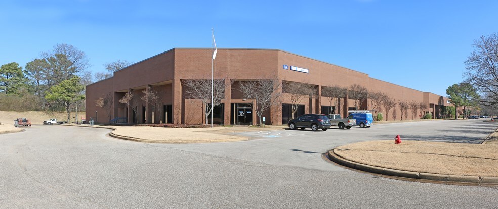 3900-3950 Willow Lake Blvd, Memphis, TN à louer - Photo du bâtiment - Image 1 de 4