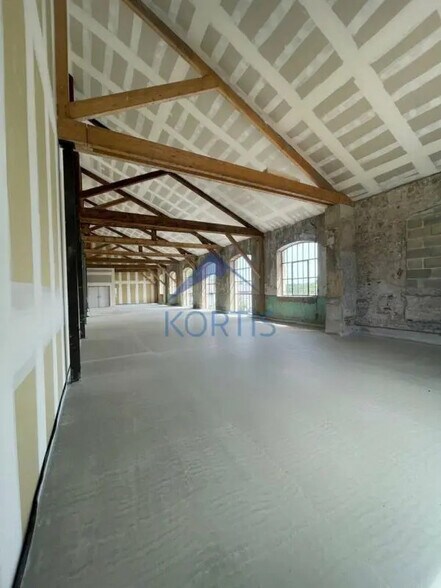 Office in Chaponost for lease - Interior Photo - Image 3 of 5