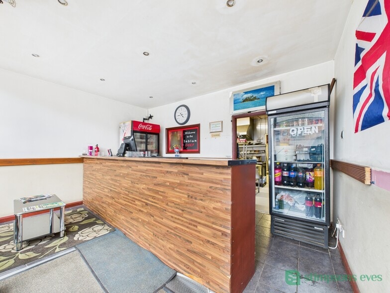 28B Station Rd, Woodford Halse for lease - Building Photo - Image 3 of 10