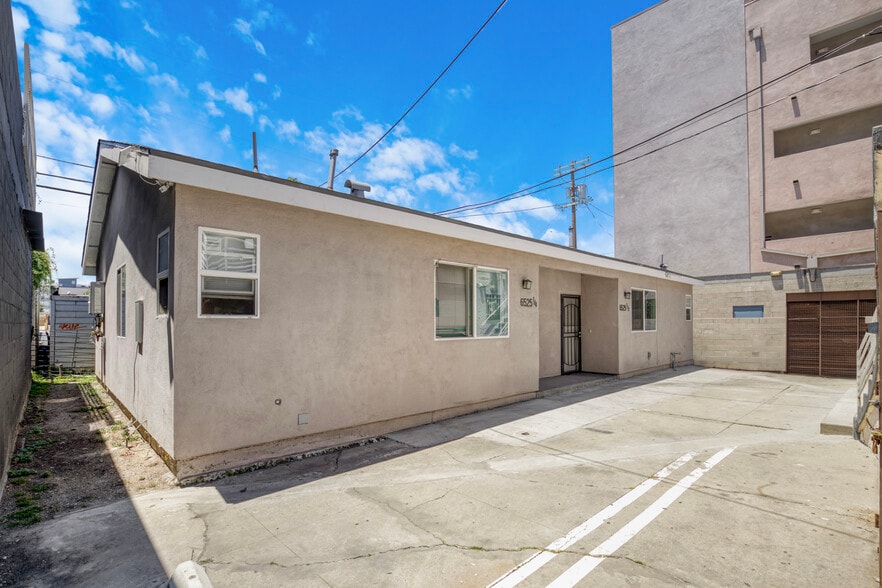 6519 Crenshaw Blvd, Los Angeles, CA for sale - Building Photo - Image 2 of 30