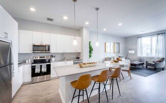 Plus de détails pour 555 President St, Baltimore, MD - Commerce de détail à louer