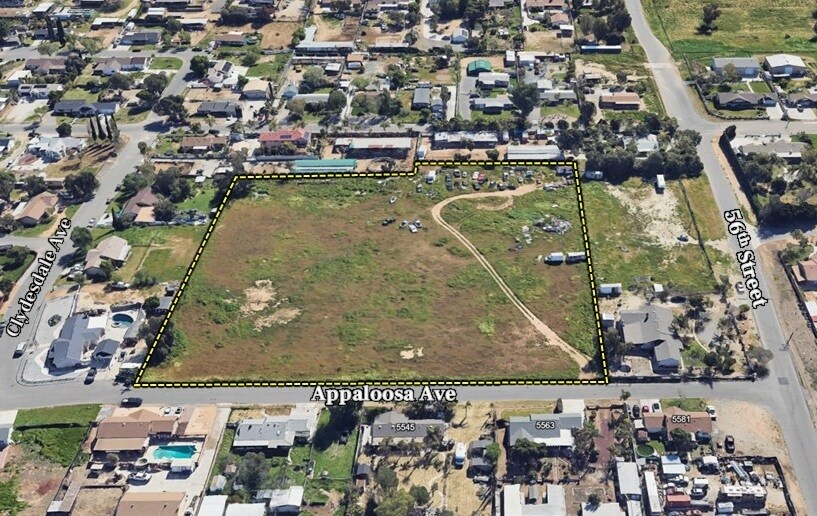 5540 Appaloosa Ave, Jurupa Valley, CA à vendre - Aérien - Image 3 de 9