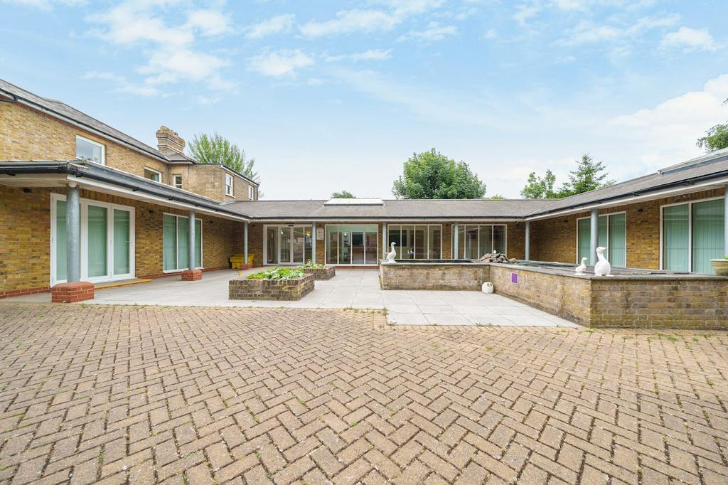 98 Saint Peters Way, Hayes à vendre Photo du bâtiment- Image 1 de 20