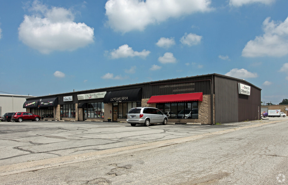 4612-4620 Speedway Dr, Fort Wayne, IN à louer - Photo principale - Image 2 de 6