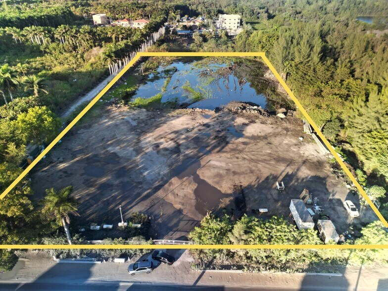NW 122 Ave, Hialeah, FL à vendre - Aérien - Image 2 de 6