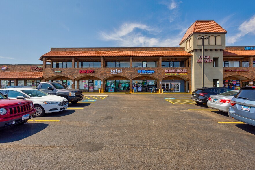229 W Grand Ave, Bensenville, IL for lease - Building Photo - Image 2 of 22