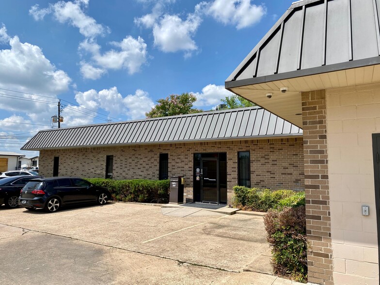 6110 W 34th St, Houston, TX for sale - Building Photo - Image 3 of 6