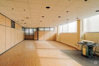 Calle Secoya, 22, Madrid, Madrid for lease Interior Photo- Image 1 of 17