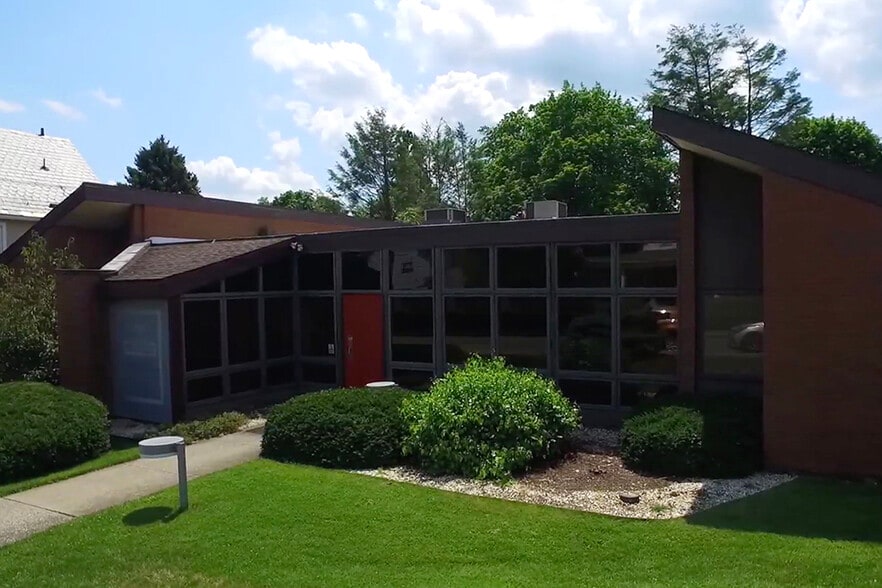 101 S Schanck Ave, Pen Argyl, PA à louer - Photo du bâtiment - Image 3 de 15