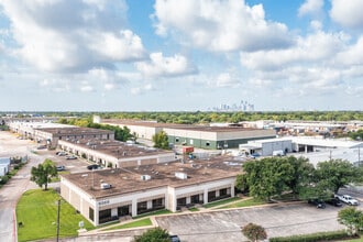 6868 N Loop Fwy E, Houston, TX - aerial  map view