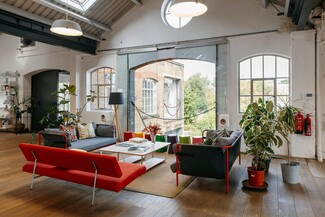 Plus de détails pour 38-38A Graham St, London - Cotravail à louer