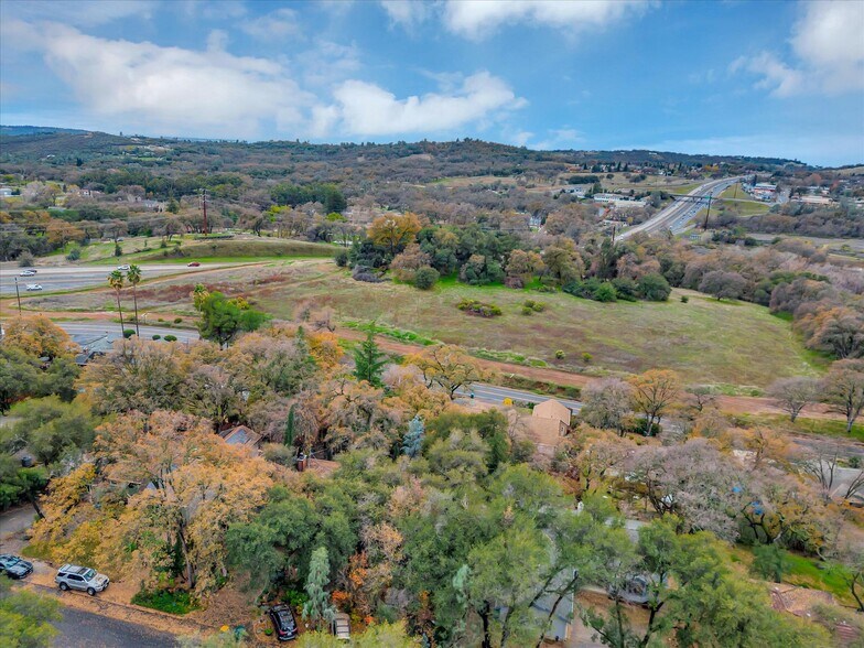 Country Club Dr, Cameron Park, CA à vendre - Photo du bâtiment - Image 3 de 27