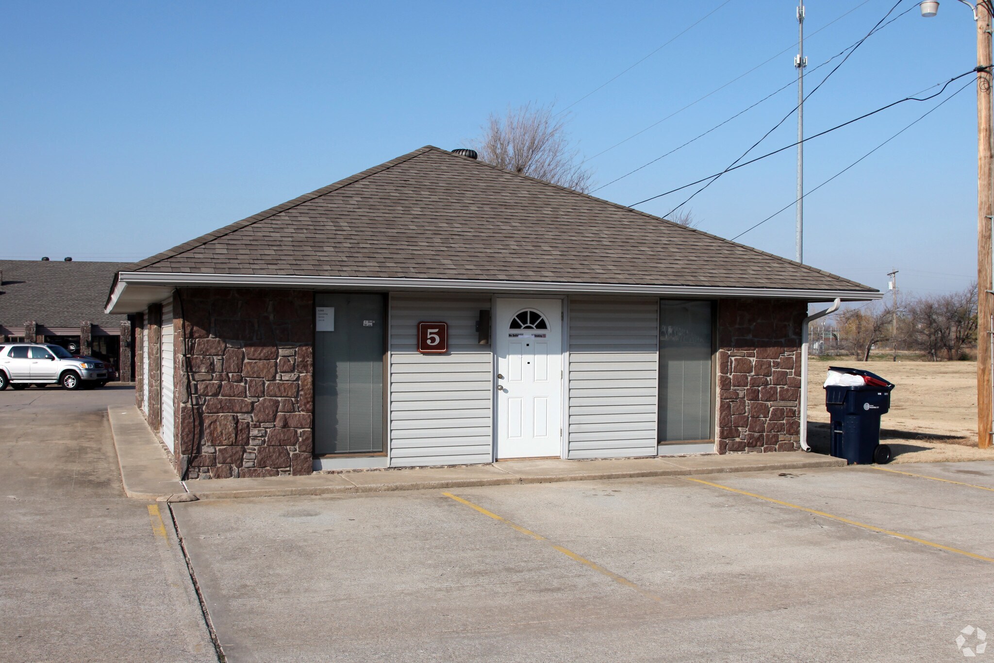 8801 S Olie Ave, Oklahoma City, OK for lease Primary Photo- Image 1 of 5