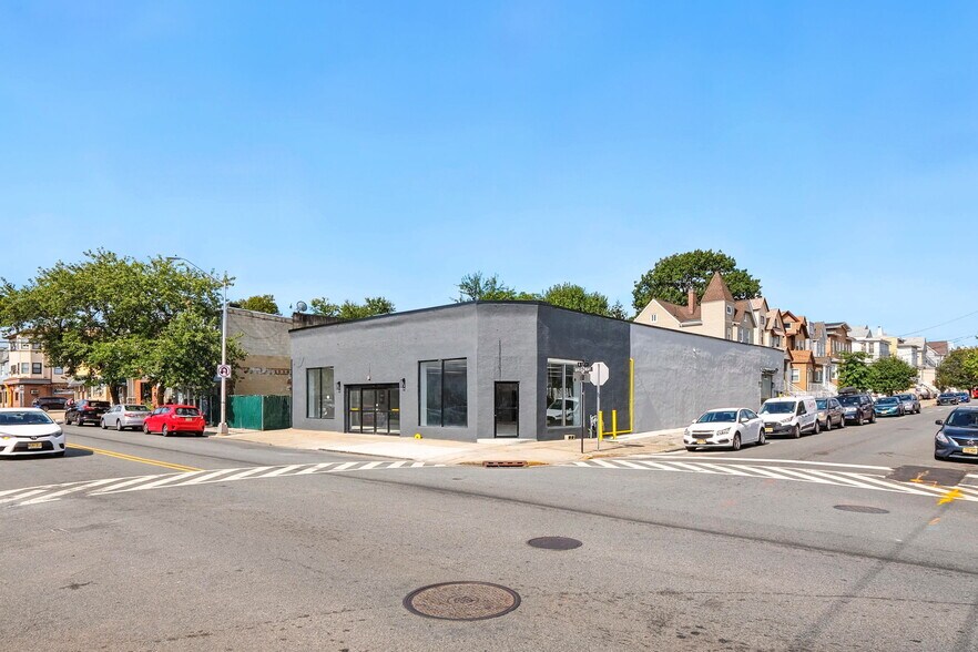 1033 Broadway, Bayonne, NJ for lease - Building Photo - Image 2 of 17