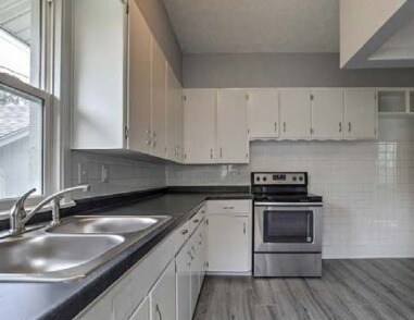 2520 N 49th St, Omaha, NE à vendre - Photo intérieure - Image 2 de 7