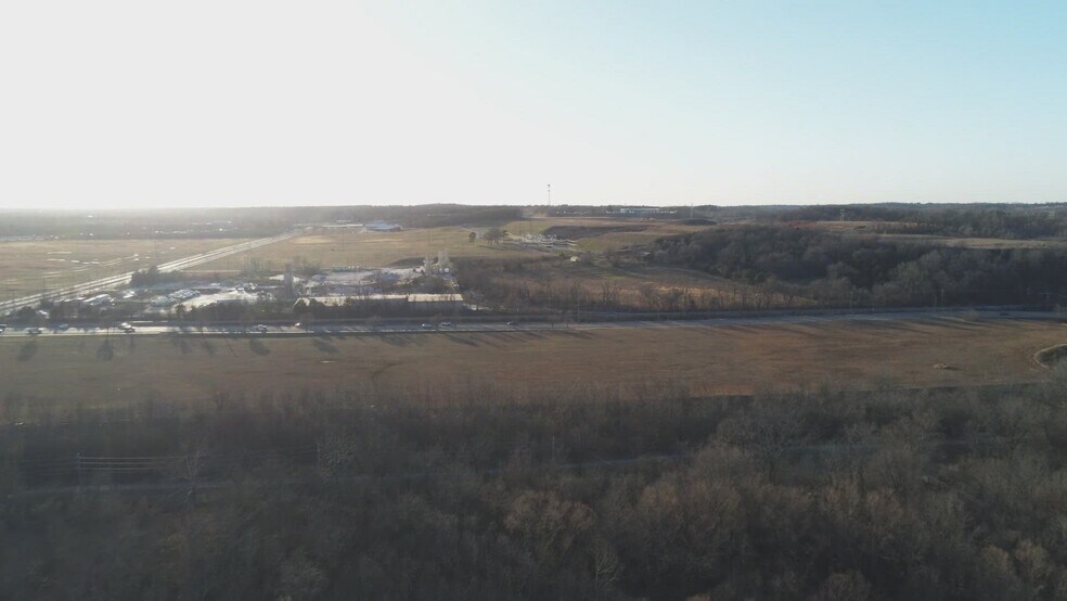 N Gregg Ave, Fayetteville, AR à vendre - Vidéo sur l’inscription commerciale - Image 2 de 5