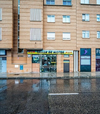 Plus de détails pour Commerce de détail à louer