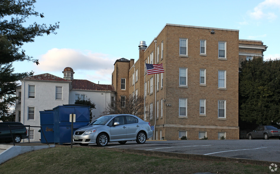 1503 Grace St, Lynchburg, VA for sale - Building Photo - Image 1 of 1