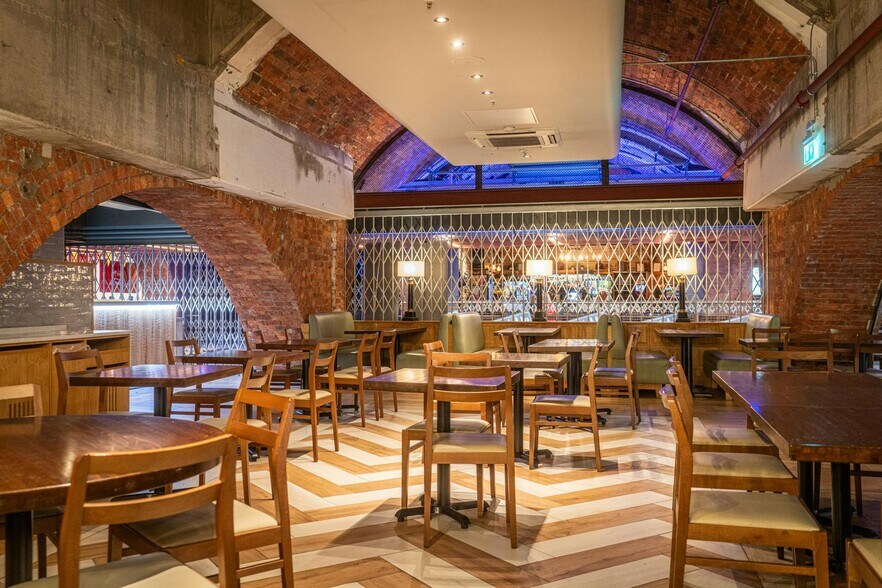 Market Pl, Bolton à louer - Photo intérieure - Image 2 de 4