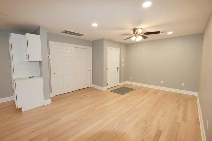 30 W Price St, Linden, NJ à vendre - Photo du bâtiment - Image 3 de 37