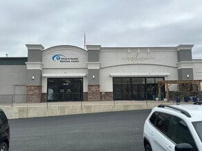 981 S Main St, Logan, UT à louer Photo du bâtiment- Image 2 de 14