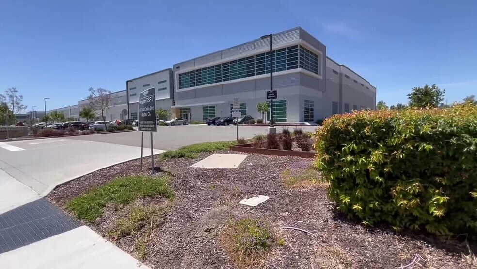 1429 N McCarthy Blvd, Milpitas, CA à louer - Vidéo sur l’inscription commerciale - Image 2 de 4