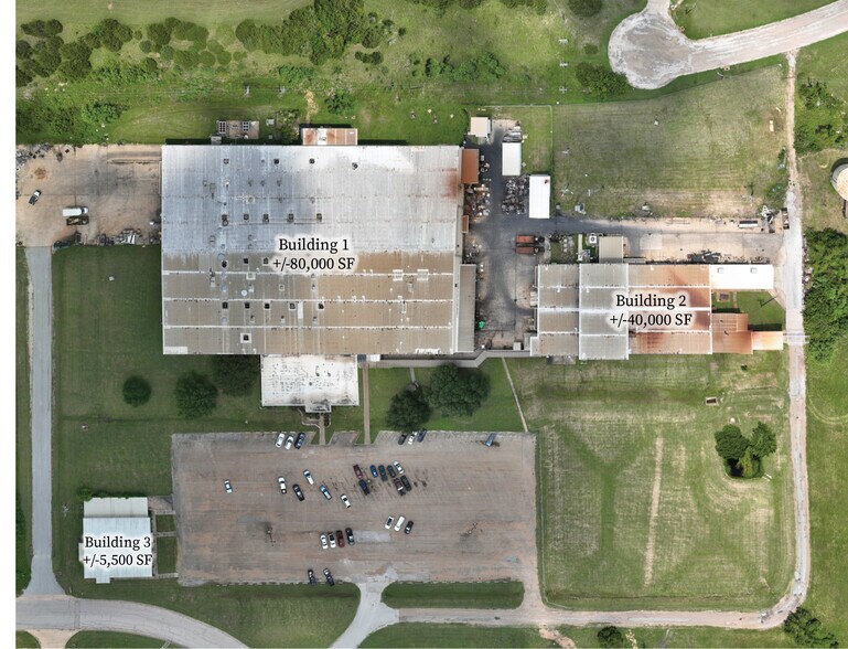 1901 Longwood Dr, Brenham, TX à vendre - Photo du bâtiment - Image 2 de 66