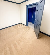 201 E Camperdown Way, Greenville, SC for lease Interior Photo- Image 2 of 2