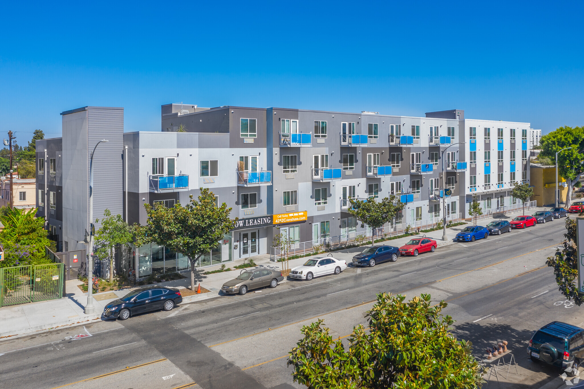 4252 S Crenshaw Blvd, Los Angeles, CA for sale Building Photo- Image 1 of 1