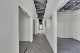 11680 Montana Ave, El Paso, TX for lease Interior Photo- Image 1 of 10
