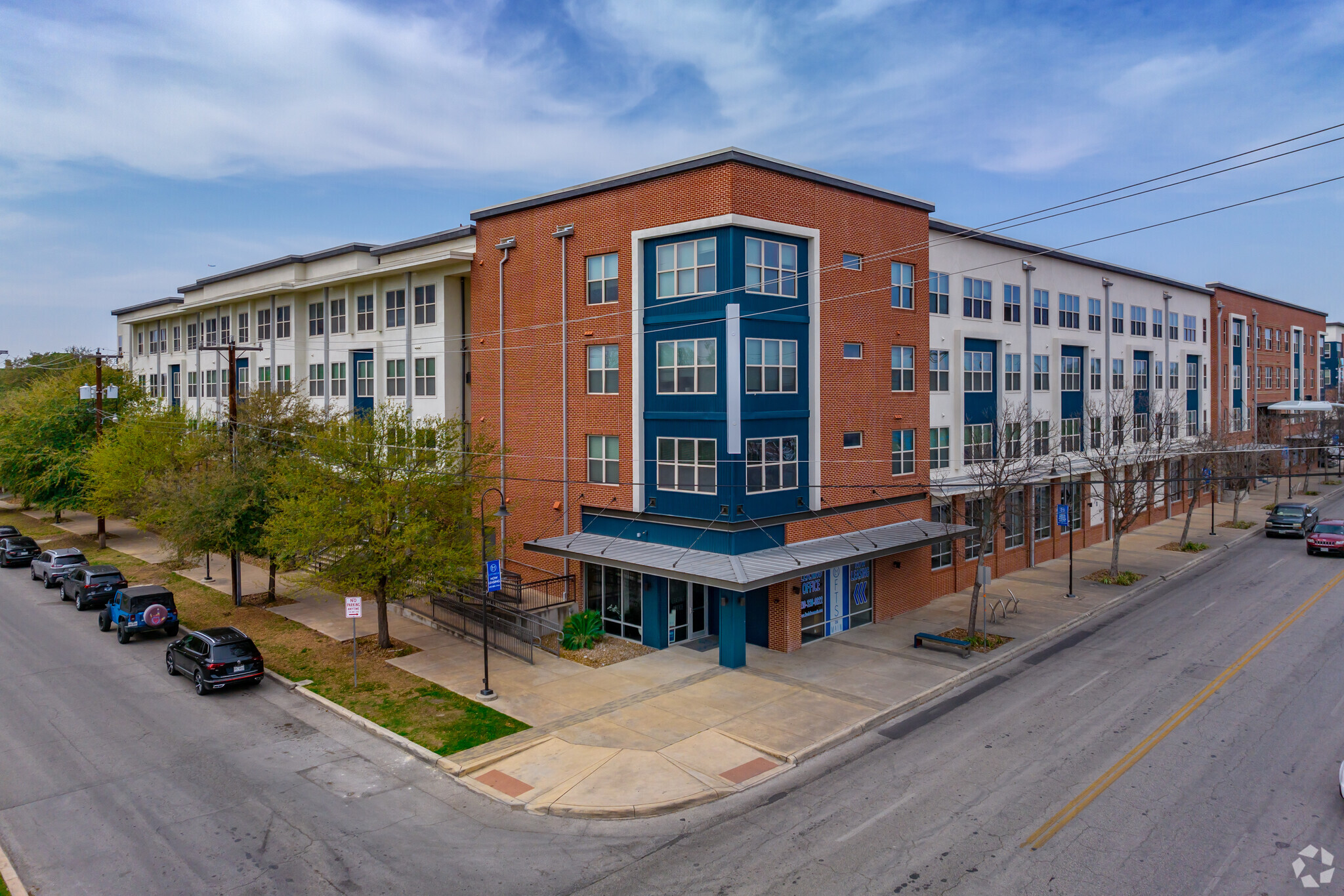 1415 N Main Ave, San Antonio, TX for lease Building Photo- Image 1 of 7