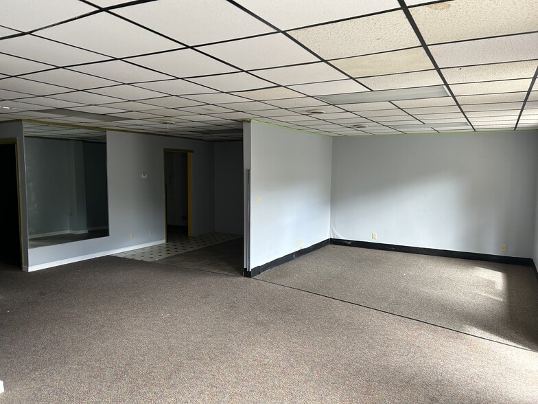 634 Charles St, Staunton, VA for lease - Building Photo - Image 3 of 4