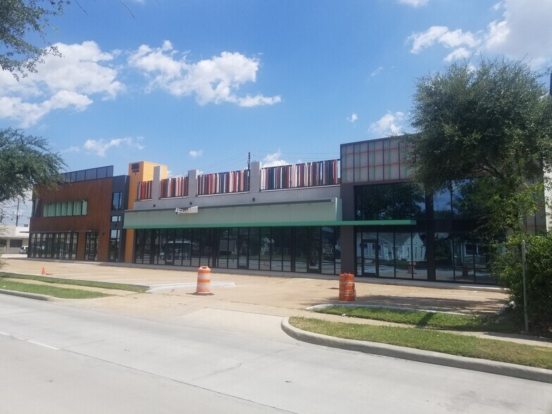 3636 Greenbriar Dr, Houston, TX à louer - Photo du bâtiment - Image 2 de 4