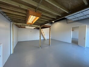 3080 N Washington Blvd, Sarasota, FL for lease Interior Photo- Image 2 of 7