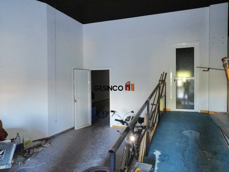 Retail in Ontinyent, Valencia for lease - Building Photo - Image 2 of 3